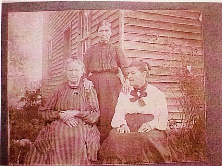 Lucy Berry Shiflett and 2 sisters